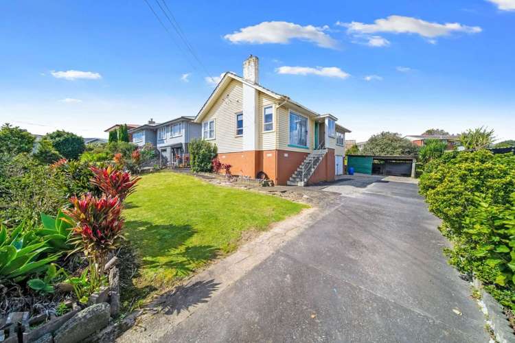 8 Plumley Crescent Mangere_1