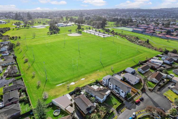 16 Anglers Way Wattle Downs_6