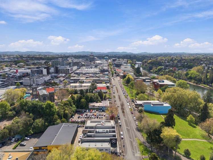7 Anzac Parade Hamilton City Central_8