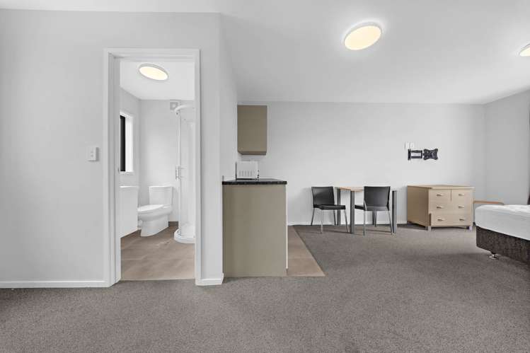 6/64A Rosella Road Mangere East_14