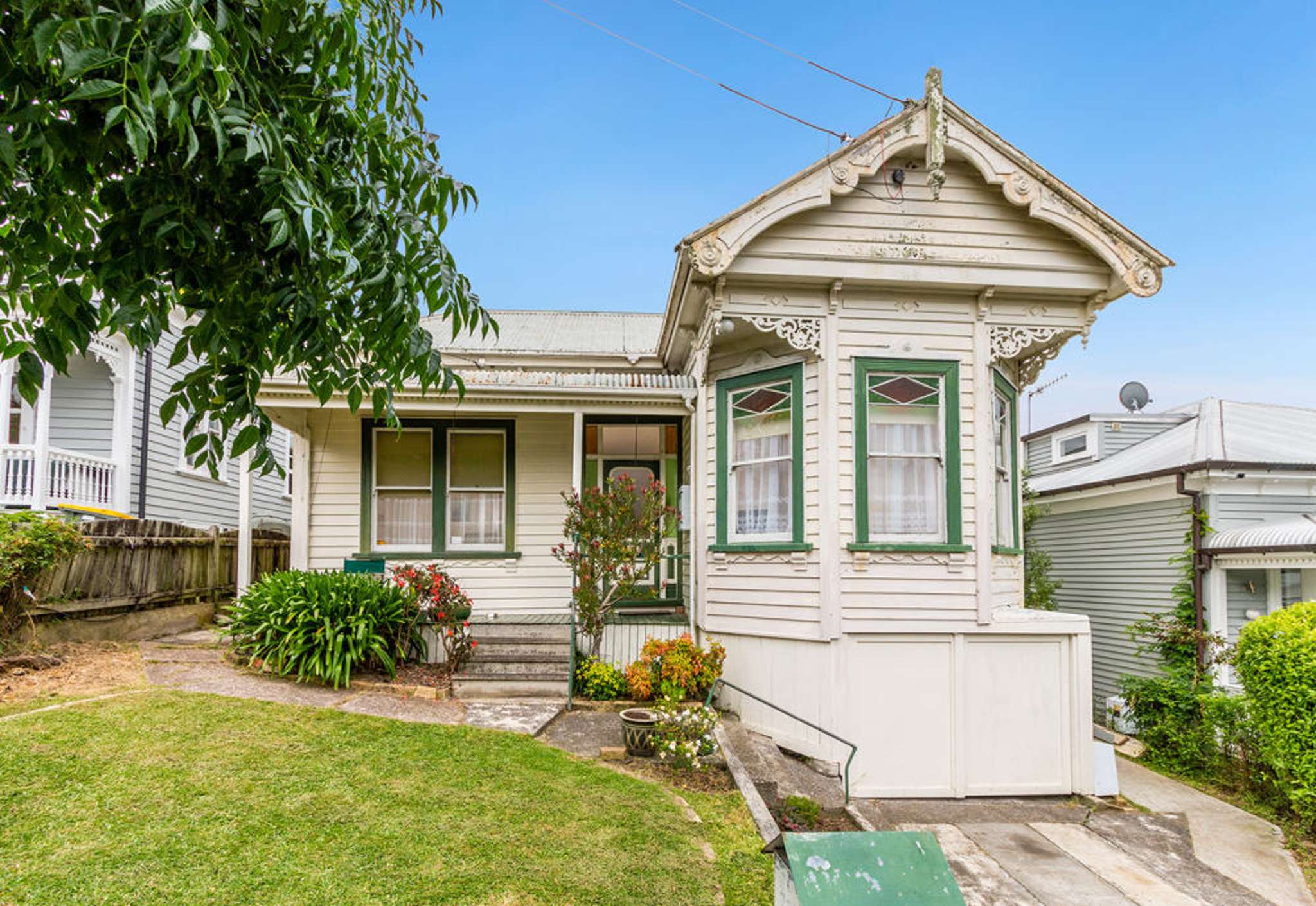 Last of the Herne Bay do-ups? Vintage villa for sale