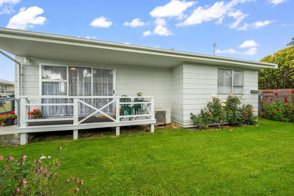 2/106 Bowmont Street_0