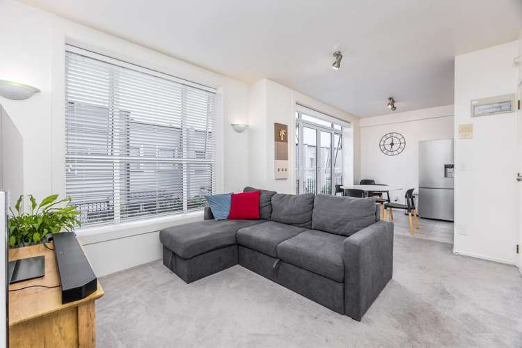 10/9 Basque Road Eden Terrace_0