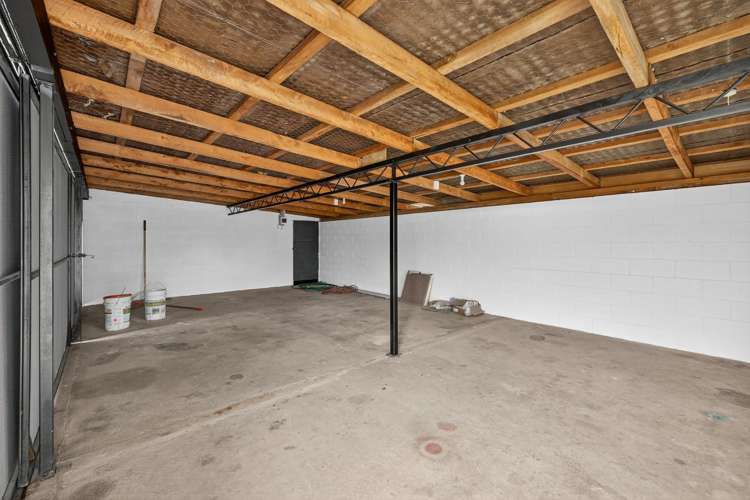 75 Englefield Road 2392_16