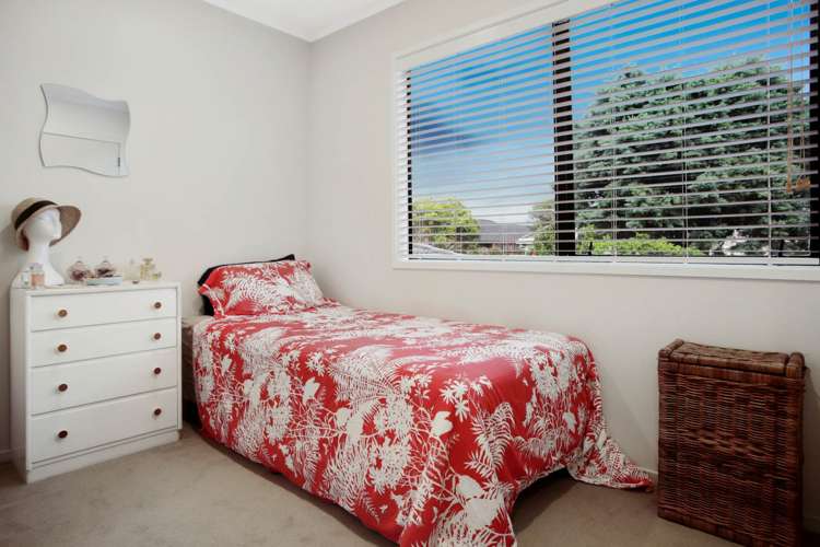 1/159 Norman Lesser Drive Saint Johns_19