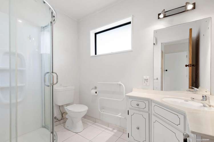 1 Len Brown Place Pukekohe_13