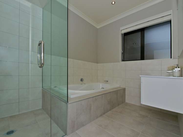 172 Colombo Road Waiuku_16