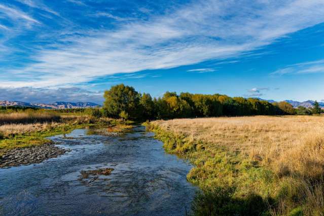 Bare Land Block Close to Town