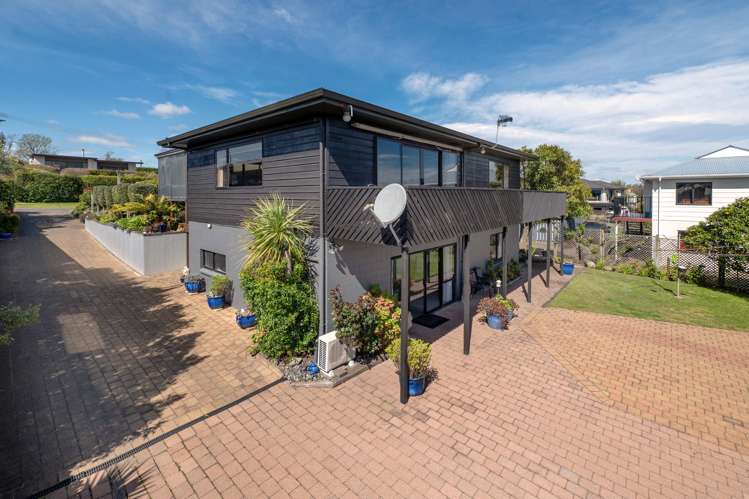 9 Gillies Avenue Central_32