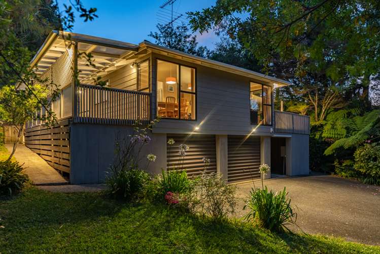 66 Gledstane Road Stanmore Bay_22