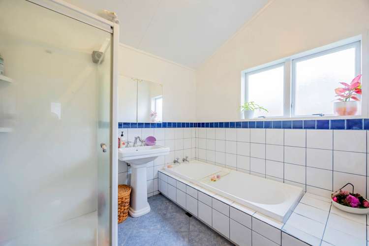 7 Regency Place Sunnynook_13