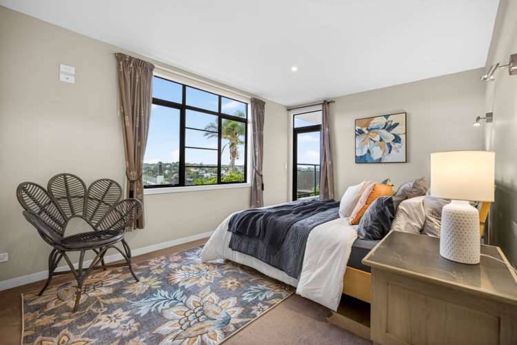 9a Scarboro Terrace Murrays Bay_9