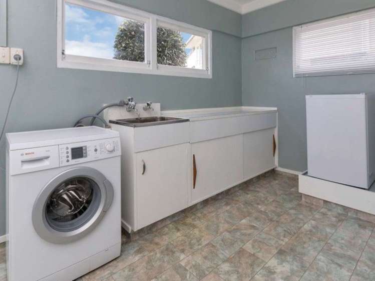 2 Hoey Street Kamo_16