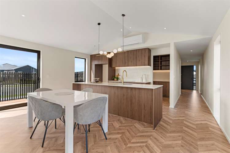 8 Silvergrass Way Rolleston_7