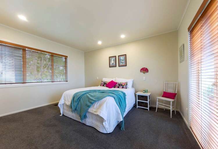 30 Arama Avenue Titirangi_7