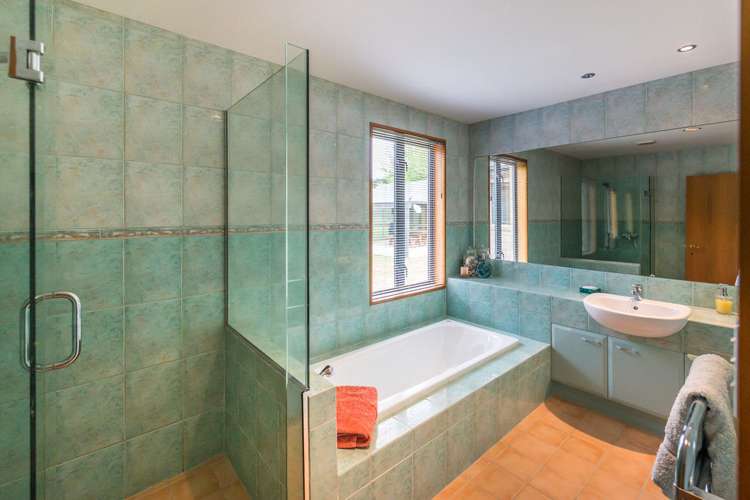 394 Halkett Road West Melton_13