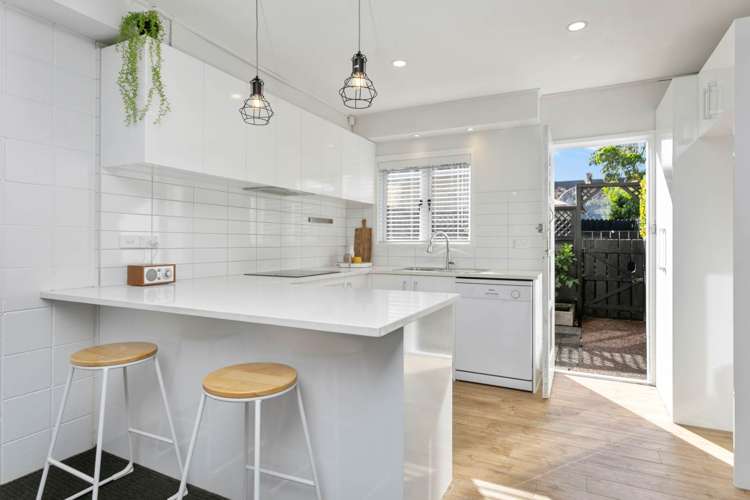 5/7 Patterson Street Sandringham_5