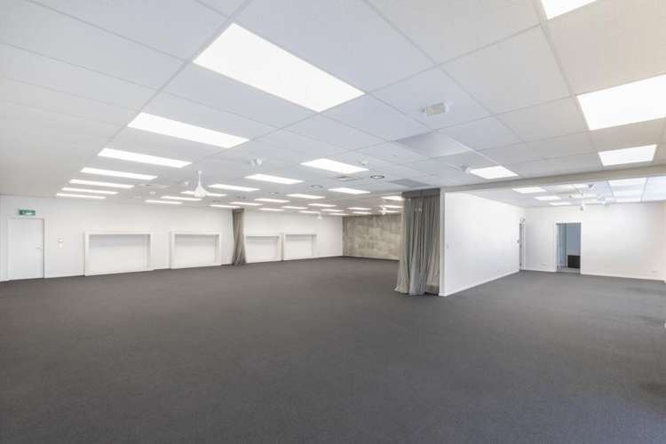 Units 14 & 15, 150 Cavendish Road Casebrook_9