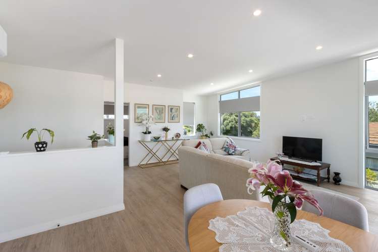 82 Meeanee Quay Westshore_10