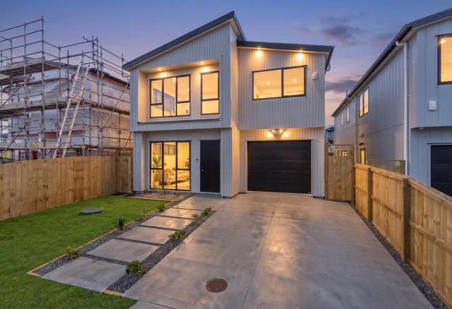 Brand-New 5-Bedroom Home with 3 Master Ensuites