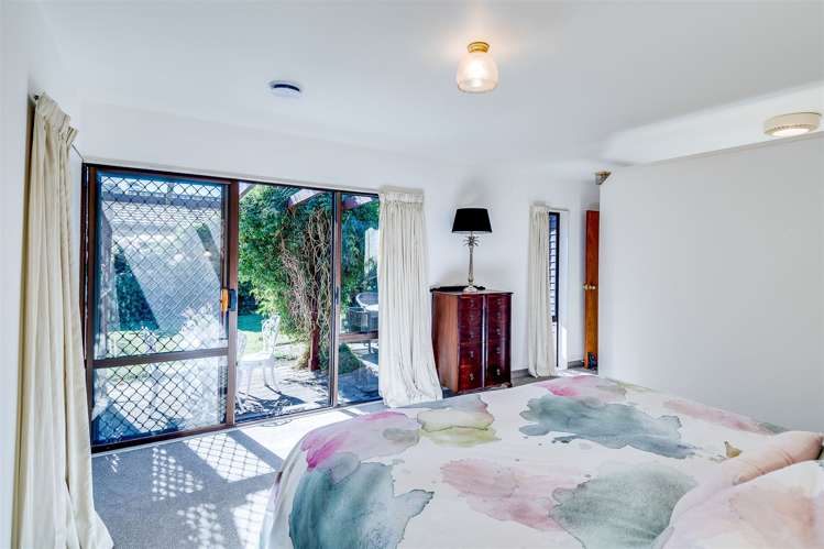 2 Webb Place Taradale_13