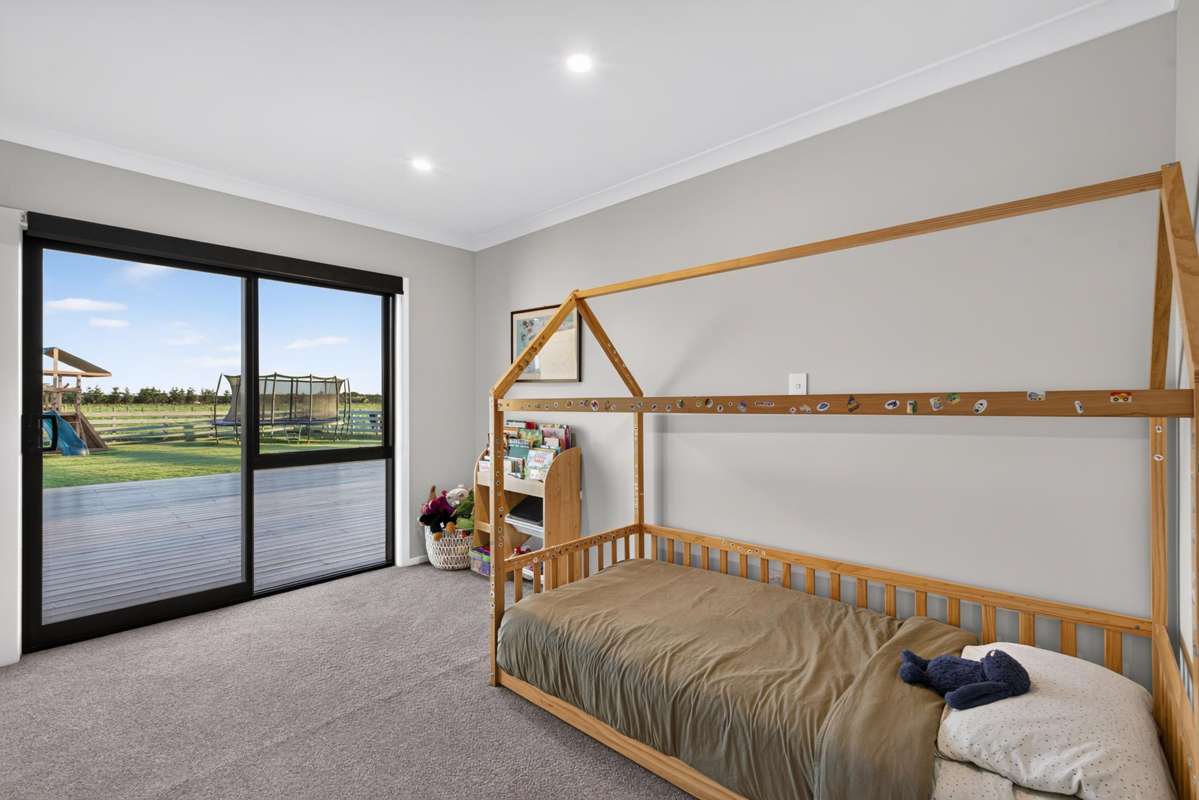 88 McLeod Road_5