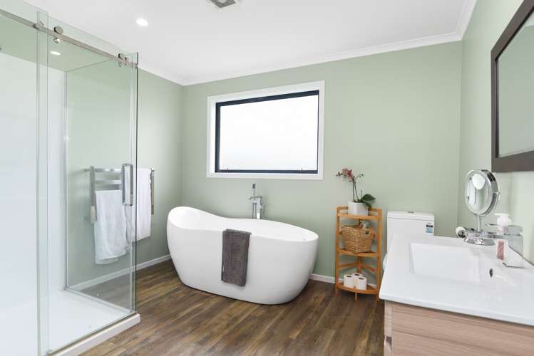 44 Apes Road Karitane_13