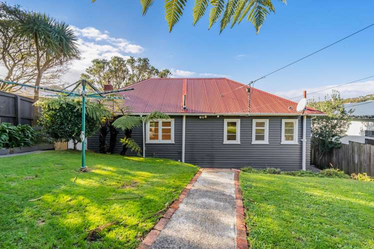 11 Terawhiti Terrace Karori_1