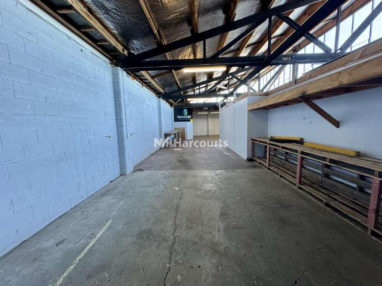 A/175 Archers Road Glenfield_2