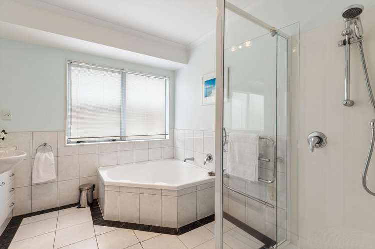 2 Landing Drive Albany_12