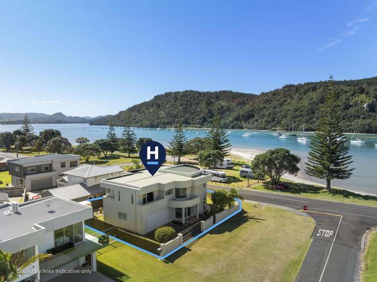 301 Beach Road Whangamata_30