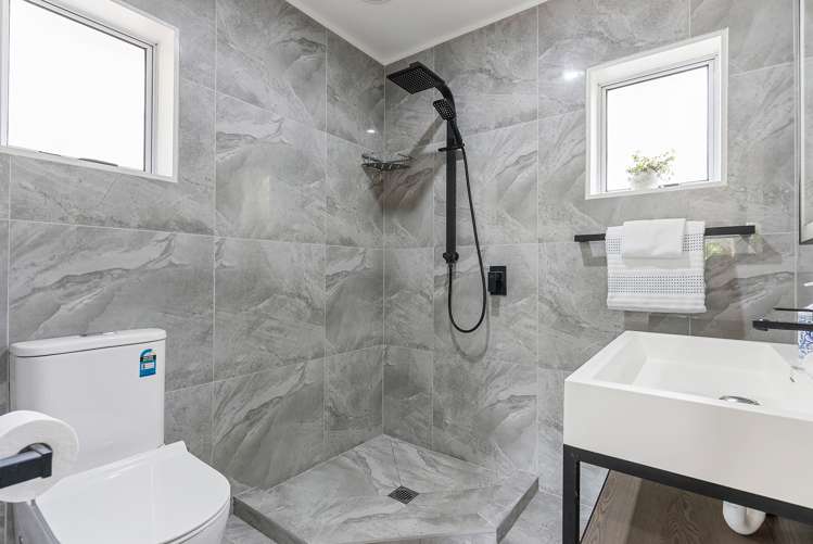 70 Caribbean Drive Unsworth Heights_7