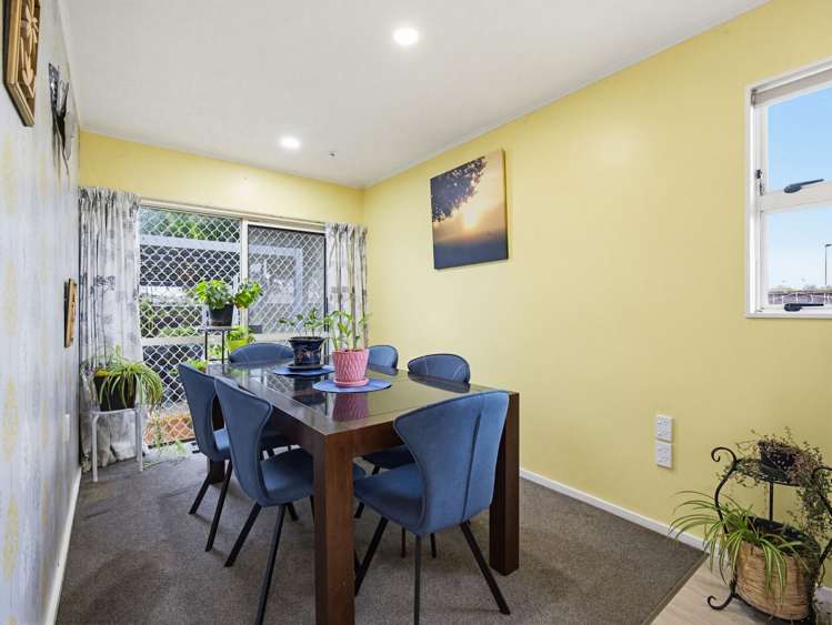 37 Frickleton Street Taradale_10