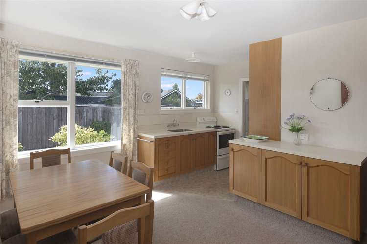 2/15 Apollo Place Papanui_8