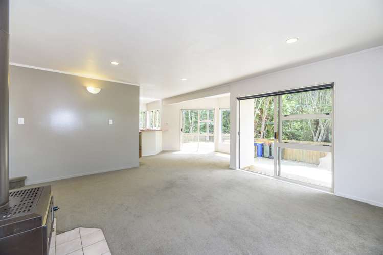 1/114 Cliff View Drive Green Bay_6