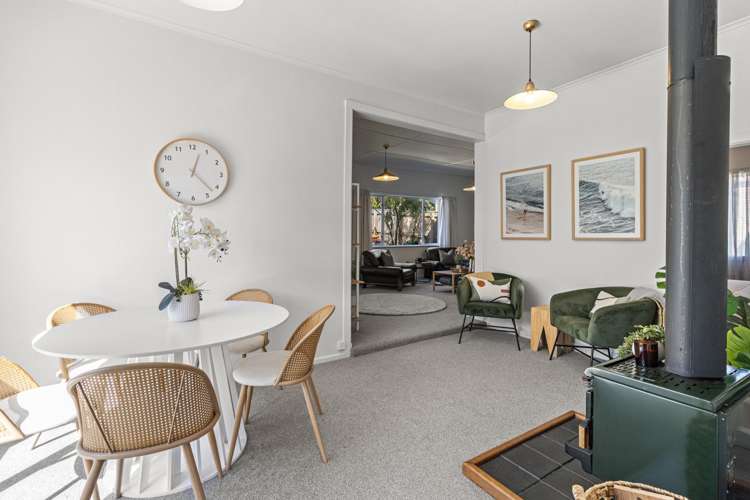 42 Gaine Street New Plymouth Central_9