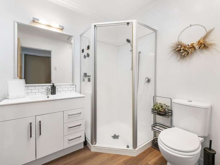 7 View Road Papakura_10