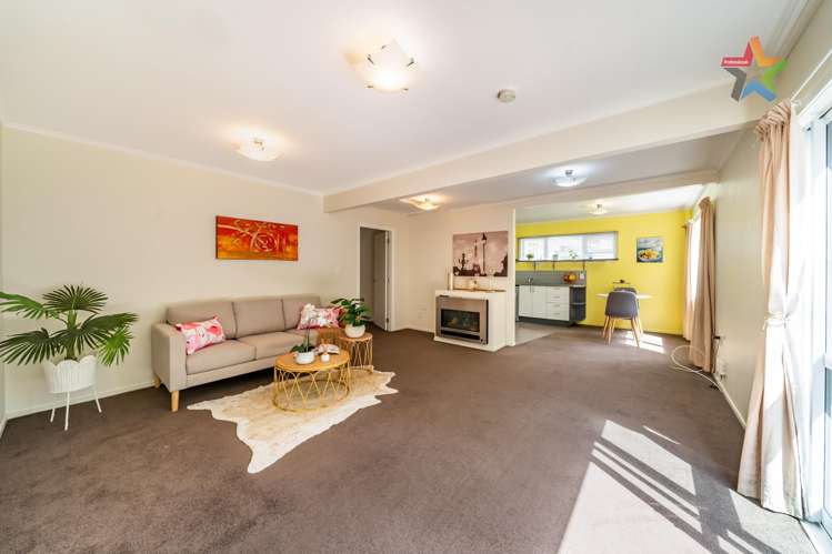 28 Lincoln Avenue Tawa_5