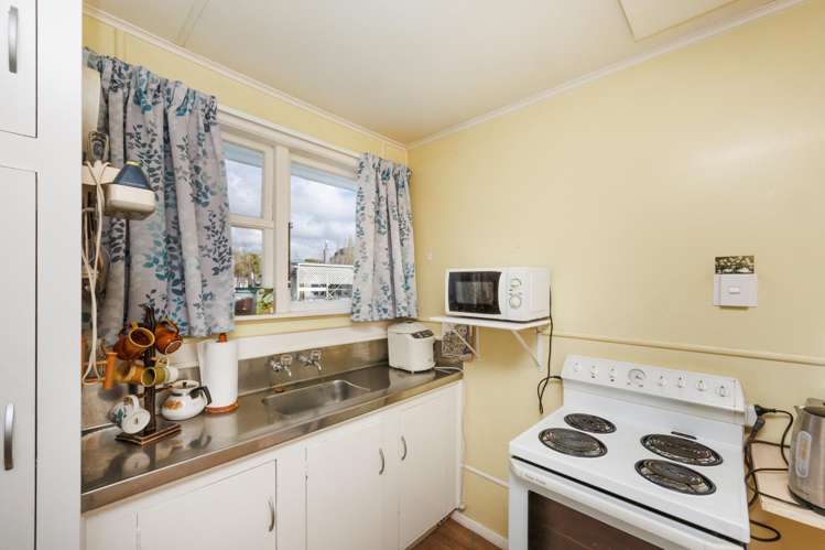 2 Paisley Street Awapuni_12