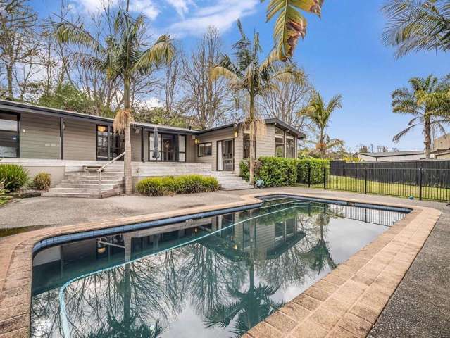 Luxury River Road Living with Pool & River Walk Access