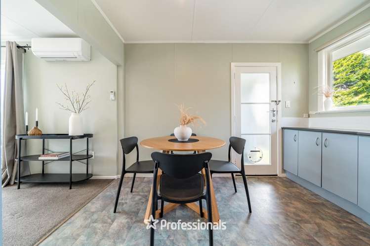 26 Jane Grove Paparangi_8