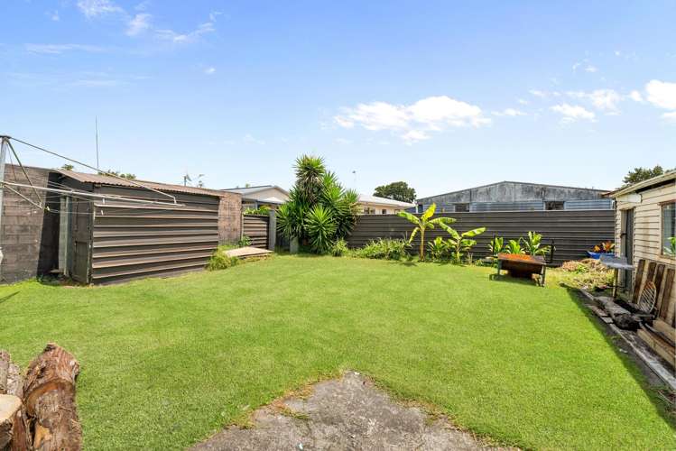 31 McKenzie Road Mangere_15