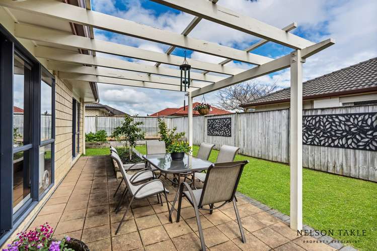 22 Turnberry Drive Wattle Downs_14