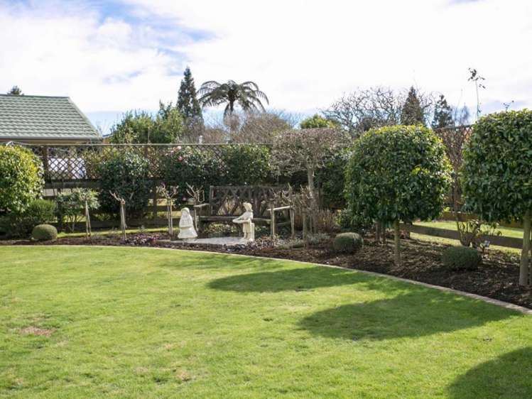 8 Tahawai Crescent Matamata_11