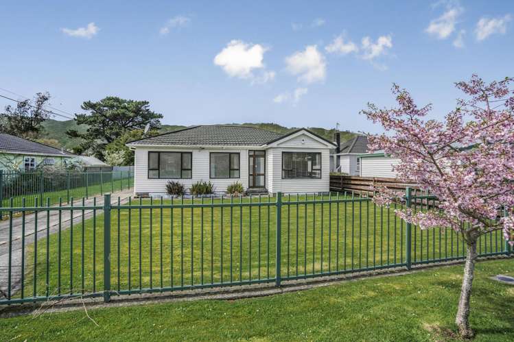 38 Westminster Road Wainuiomata_1