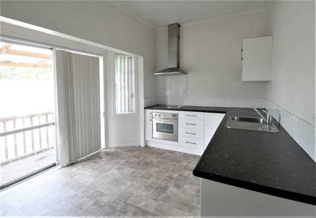 3 Royton Avenue Mangere East_4