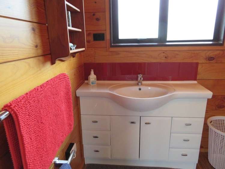 11 Dillon Road Rotoorangi_24