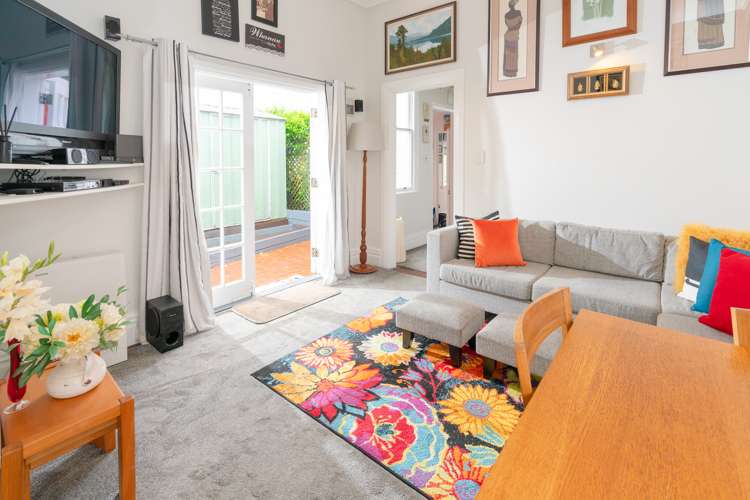 12 Emmett Street Newtown_2