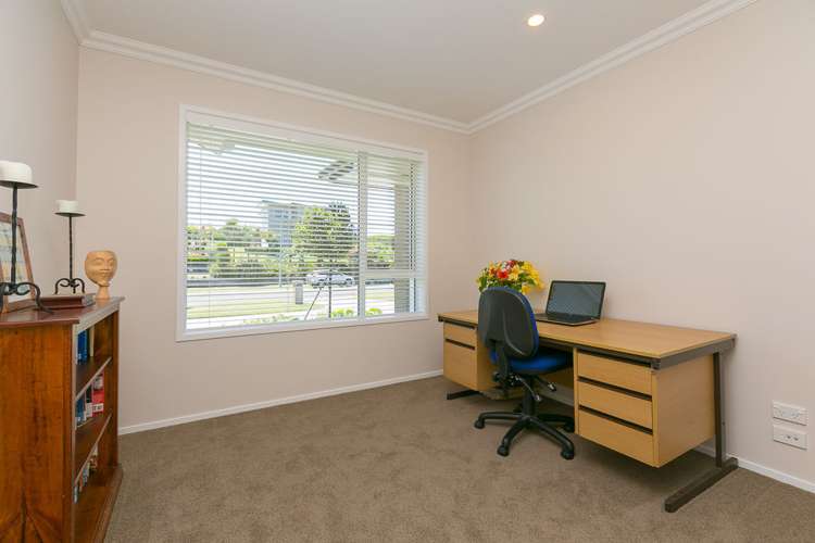 9 Links Drive Waiwhakaiho_15