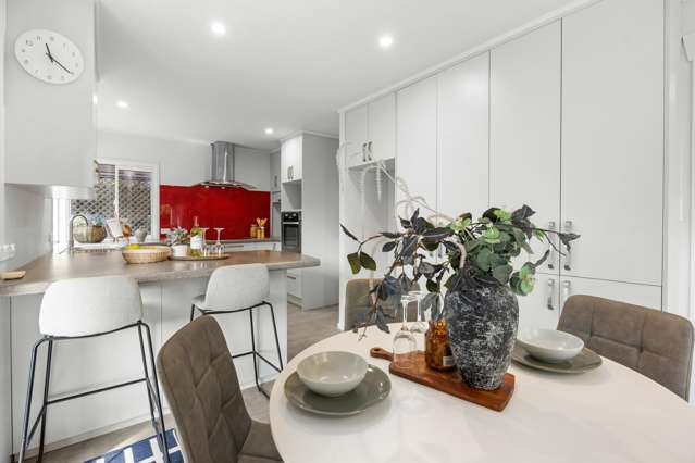 5/110 Norman Lesser Drive St Johns_4